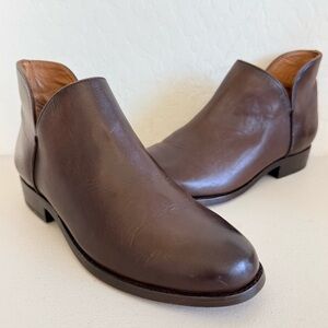 New FRYE Melissa Shootie 2 Chocolate Brown Leather Side Zip Size 6.5B